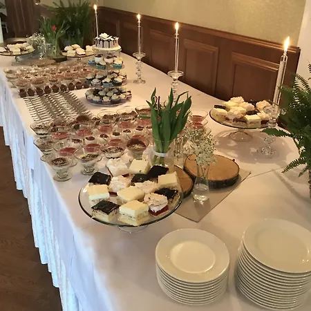 Alojamento de Acomodação e Pequeno-almoço Lando 4*