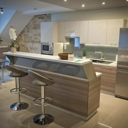 Lando Nocleg ze śniadaniem