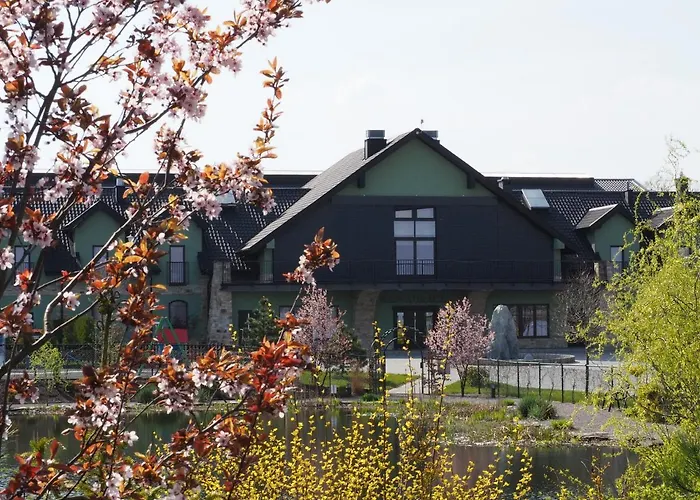 Lando Bed & Breakfast 4*