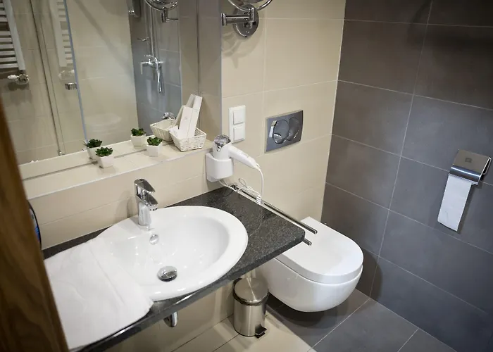 Lando Bed & Breakfast 4*